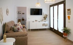 Apartamentos Turisticos La Estacion